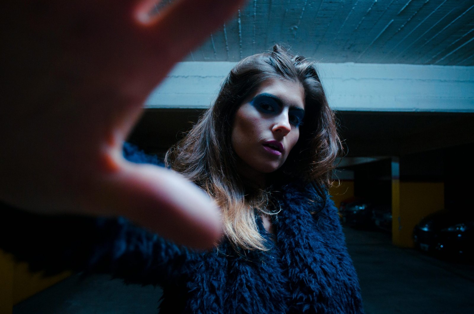 How to Do the Sultry Dark Siren Makeup